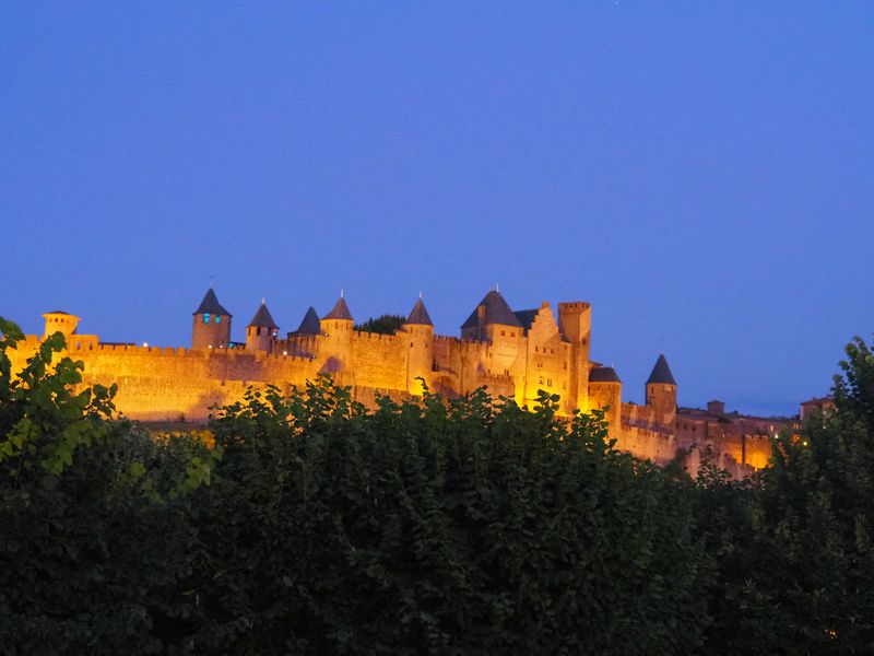 J13 - 2020 08 26 Carcassonne by
night.jpg